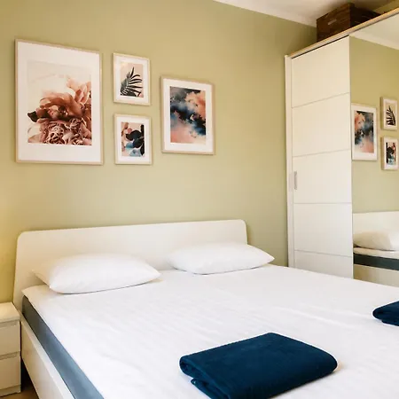 Apartamento Comfortable Flat With Balcony 5 Min Walking From Brzezno Gdańsk