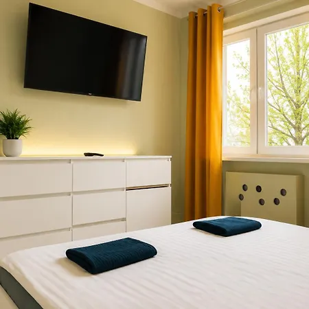 Apartman Comfortable Flat With Balcony 5 Min Walking From Brzezno Gdańsk